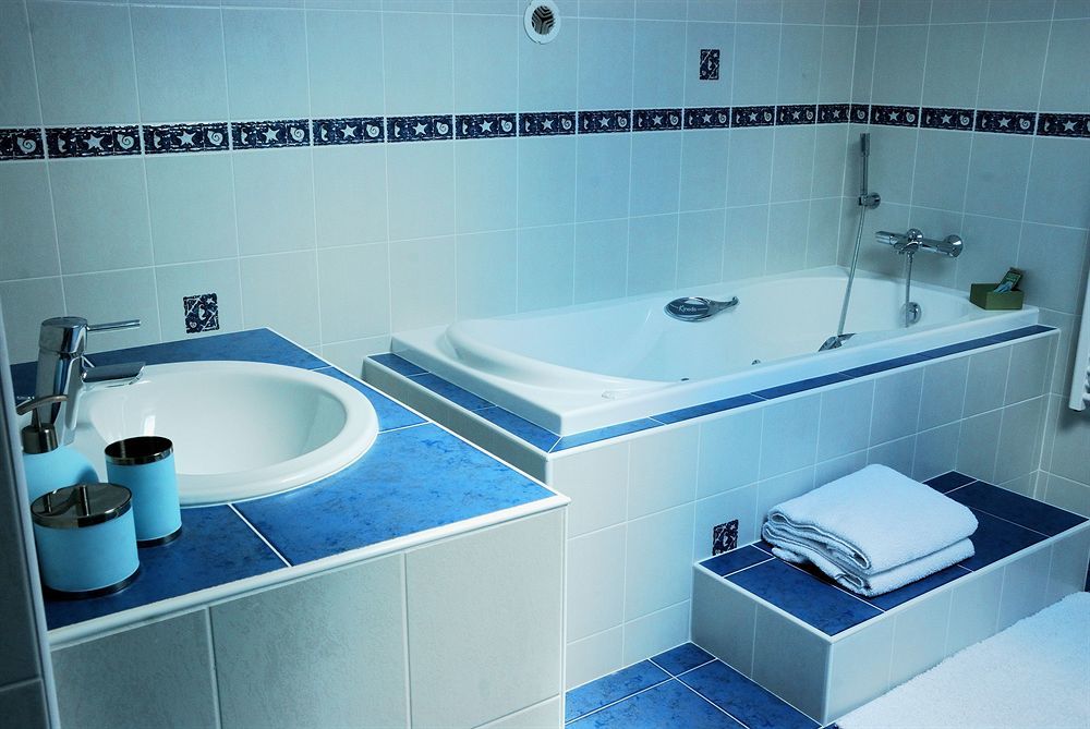 Villa Aimee Luxury Apartments With Heated Pool Vals-les-Bains Εξωτερικό φωτογραφία